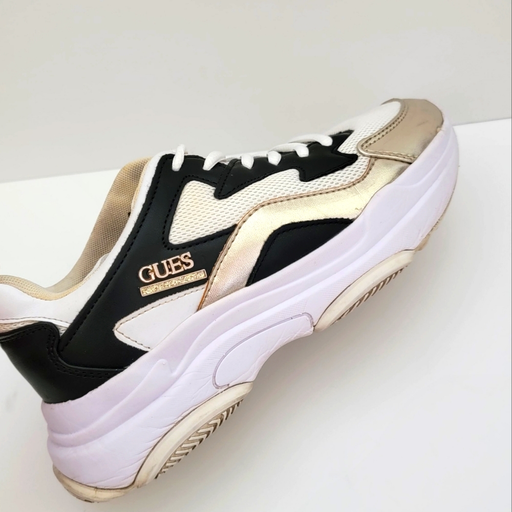 Guess Seeing Chunky Sneaker Size 7